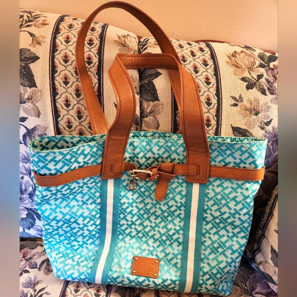 Tommy Hilfiger blue tote